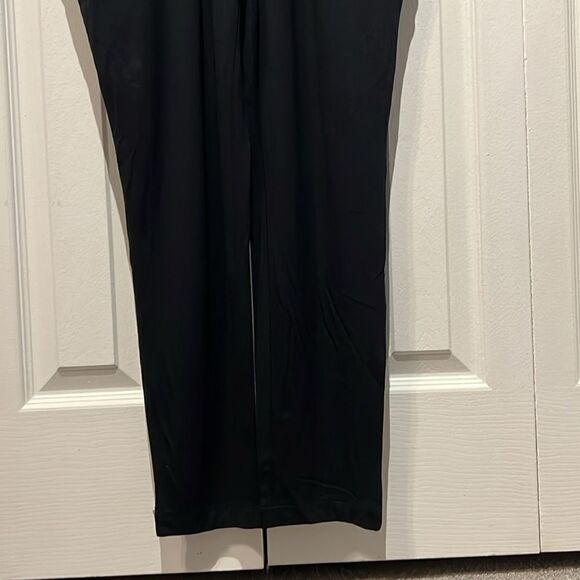 Gap Black Maternity Wrap 3/4 Sleeve Jumpsuit Size M NWT - Picture 6 of 15